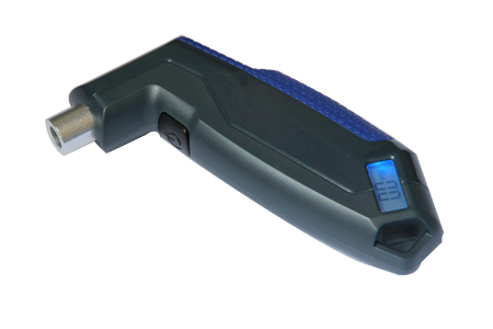 Digital tire pressure gauge